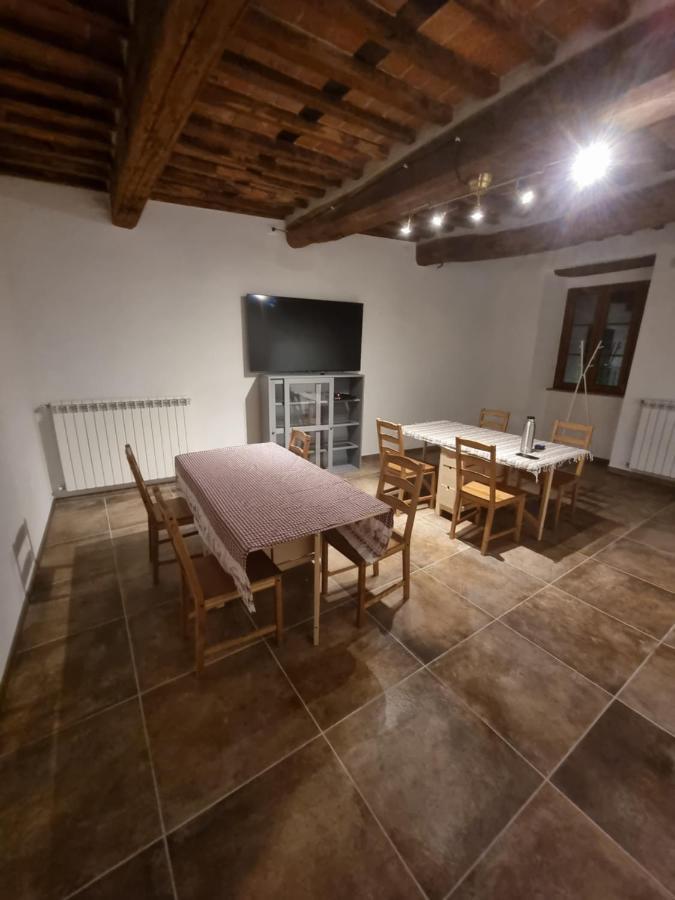 ボルゴ・ア・モッツァーノ Agriturismo Il Castelloヴィラ エクステリア 写真