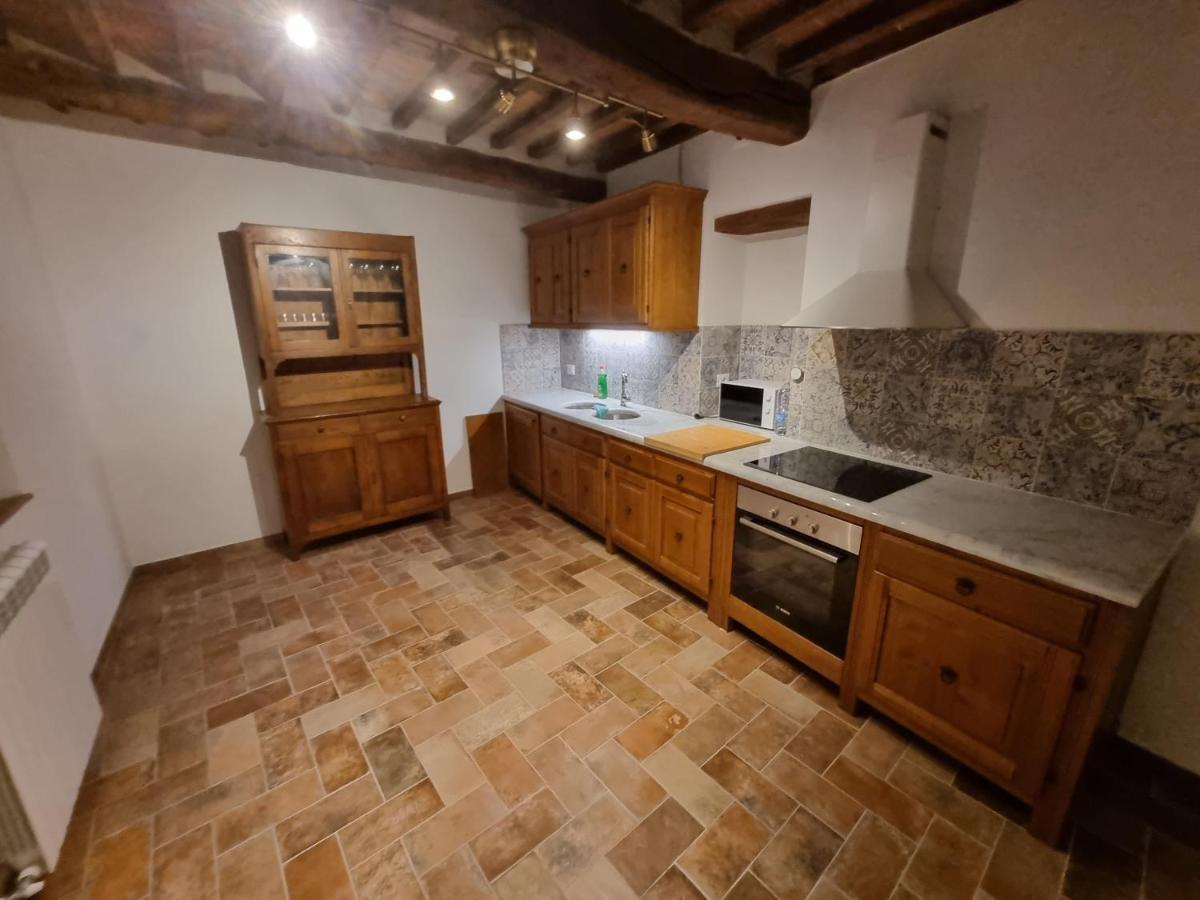 ボルゴ・ア・モッツァーノ Agriturismo Il Castelloヴィラ エクステリア 写真