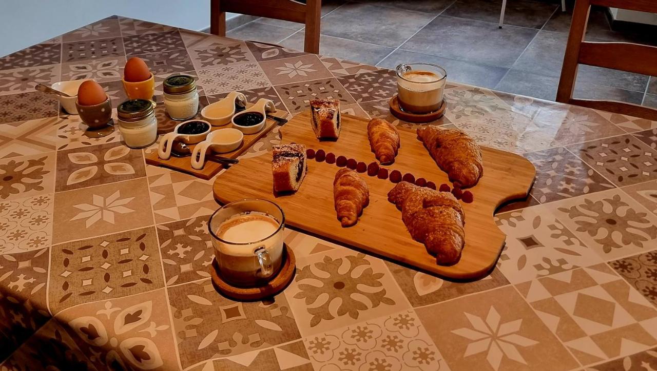 ボルゴ・ア・モッツァーノ Agriturismo Il Castelloヴィラ エクステリア 写真