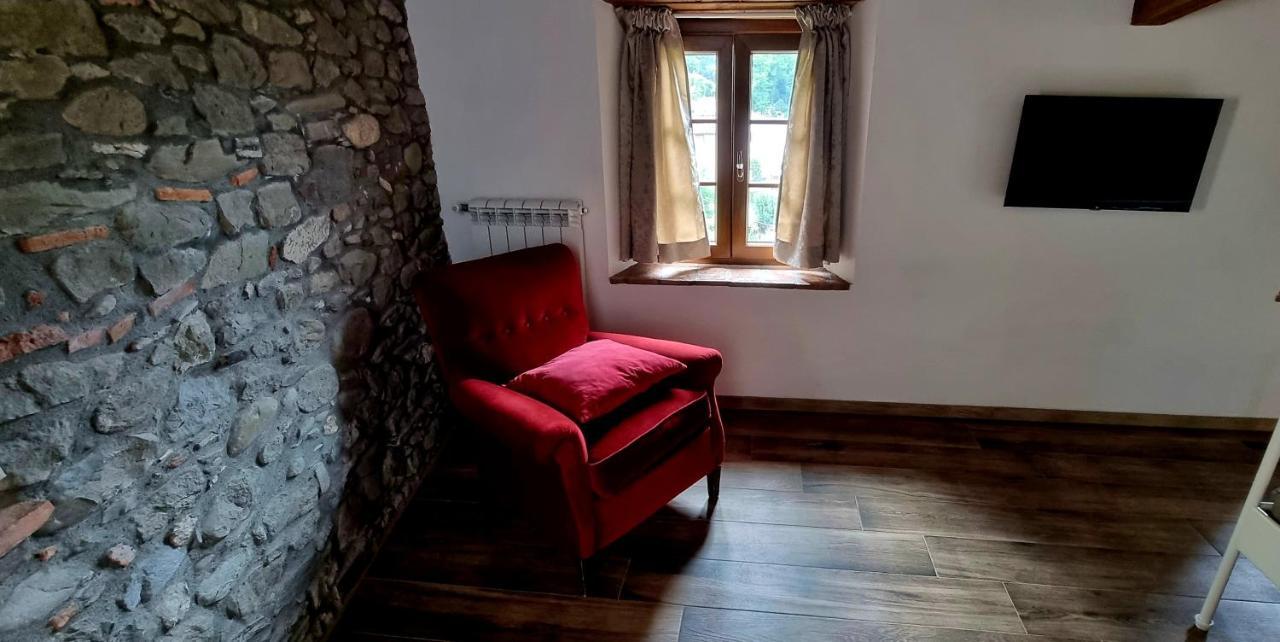 ボルゴ・ア・モッツァーノ Agriturismo Il Castelloヴィラ エクステリア 写真
